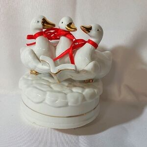 Charming White Ceramic Duck Music Box Figurine with Red Accents (104)